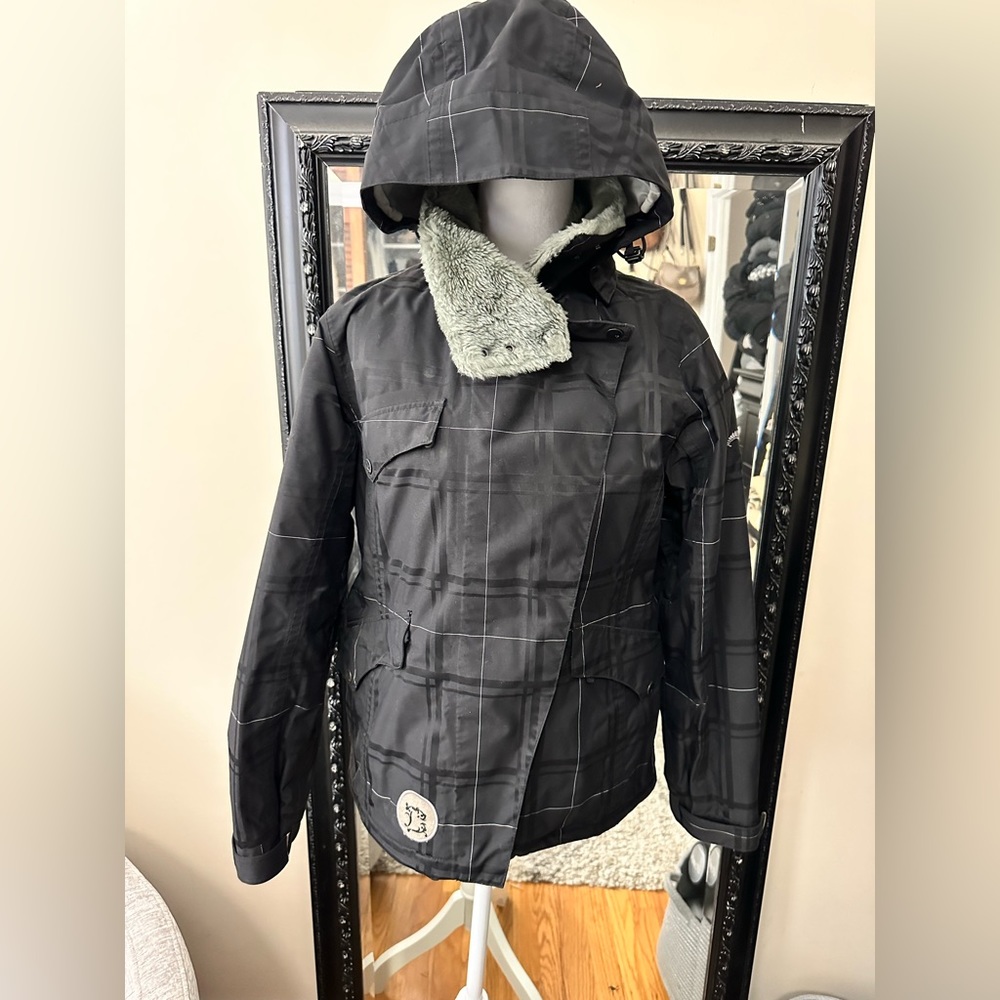 Womens Burton Dryride snowboarding jacket small